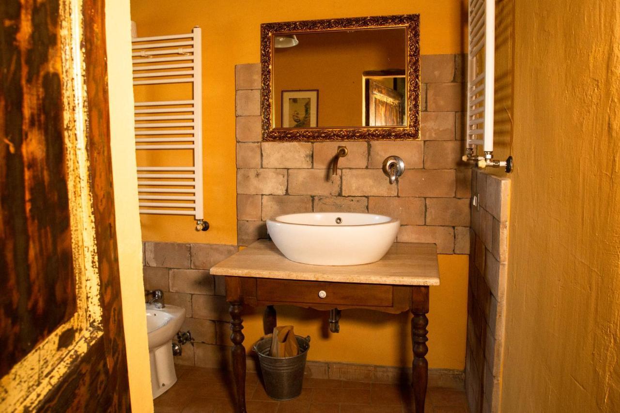 Agriturismo Le Roghete อักกวาเปนเดนเต ภายนอก รูปภาพ